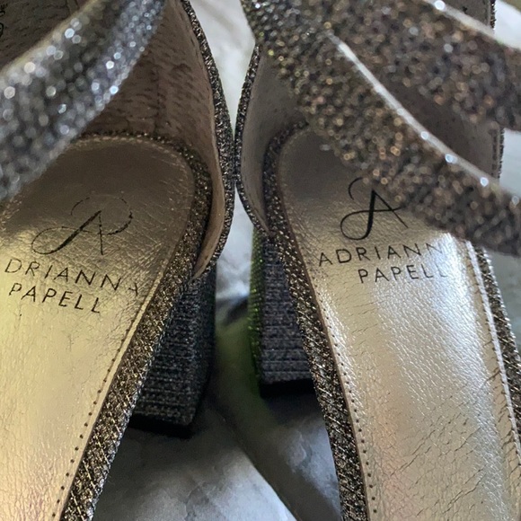 Shoes - Picture 2 of 5